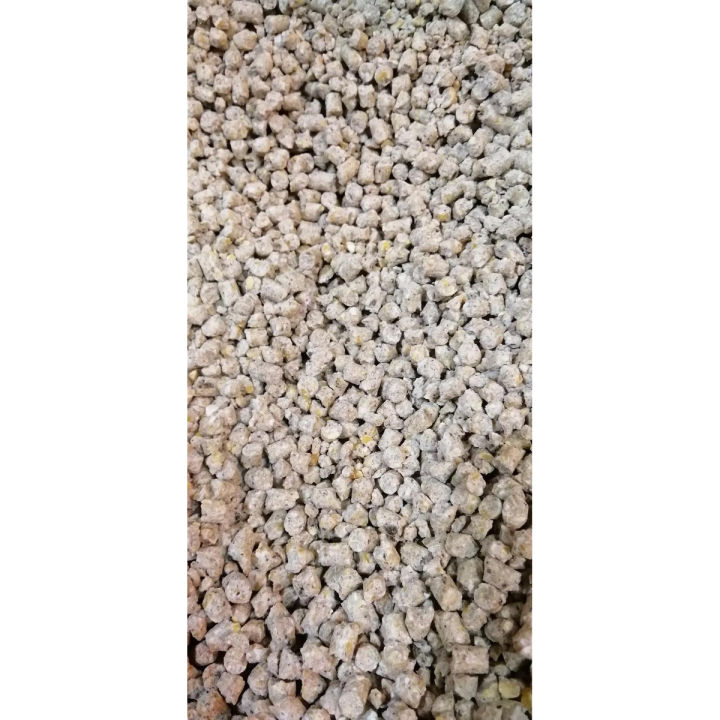 Chickens Poultry Feed No 13 broiler breeder crumbs 1KG