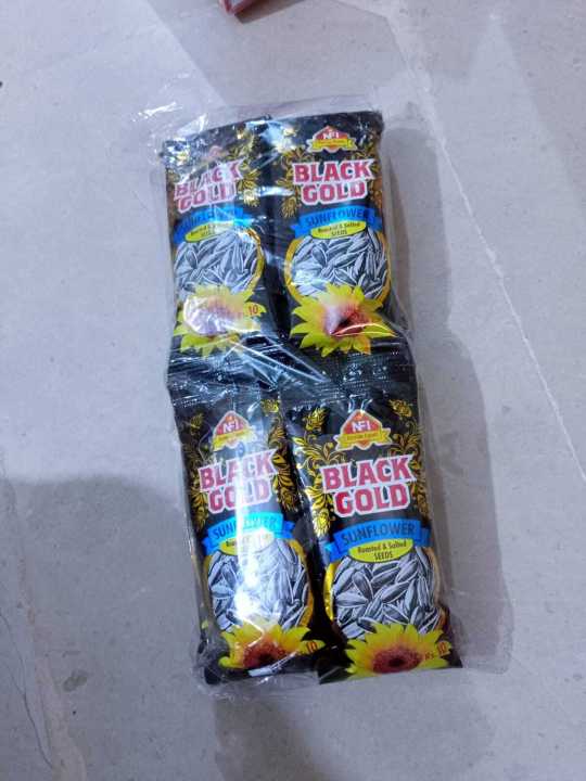 Black%20Gold%20Beej%20Black%20Gold%20Sunflower%20Roasted%20And%20Salted%20Seeds%20(12%20PCs)%20-%20Image%204