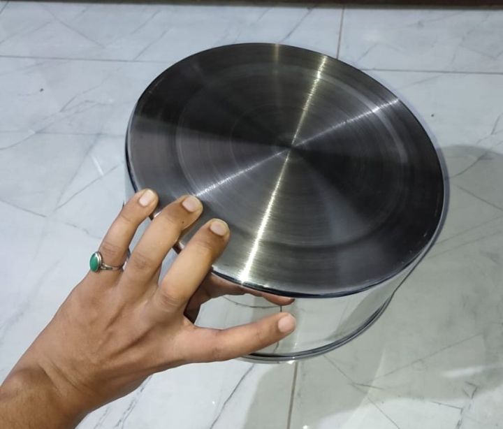 2%20Pcs%20Storage%20Boxes%20with%20Lids%20Stainless%20Steel%20Size%209%20inches%20and%2010%20inches%20-%20Image%205