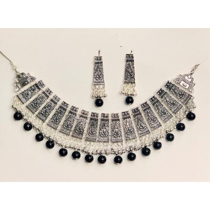 Black%20pearl%20Beautiful%20Silver%20Choker%20With%20Drop%20Earrings%20for%20All%20ages%20Women%20-%20Image%203