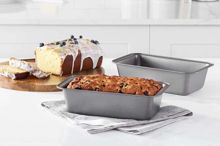 Rectangular%20Bread%20Mold%20Carbon%20Steel%20Non-stick%20Cake%20Pan%20Toast%20Mold%20Cake%20Baking%20Tray%20Square%20Pan%20Kitchen%20Baking%20Tools%20Black%20-%20Image%202