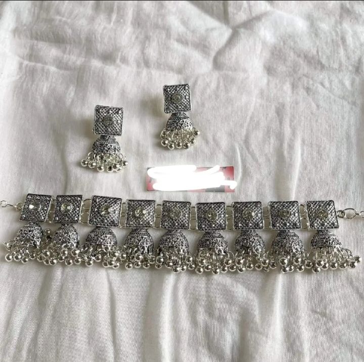 New Style Antique Silver Choker Necklace with Earrings Set