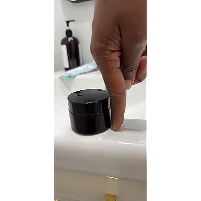 Empty%20Premium%20China%20Amber%20Glass%20Jar%2030ml%20%E2%80%93%20TYPE%20III%20with%20Black%20Glossy%20Cap%20&%20PP%20Liner%20-%20Image%206