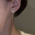 1Pair Exquisited Fashion Zircon Shining Flower Earrings Long Tassel Chain Podazz. 