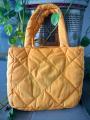 Lightweight Quilted Tote Bag - Autumn/Winter Design with Spacious Interior and Zip Pocket. 