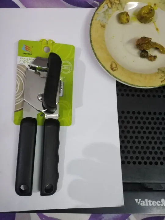 Tin%20Cutter%20Can%20And%20Bottle%20Opener%20-%20Image%202