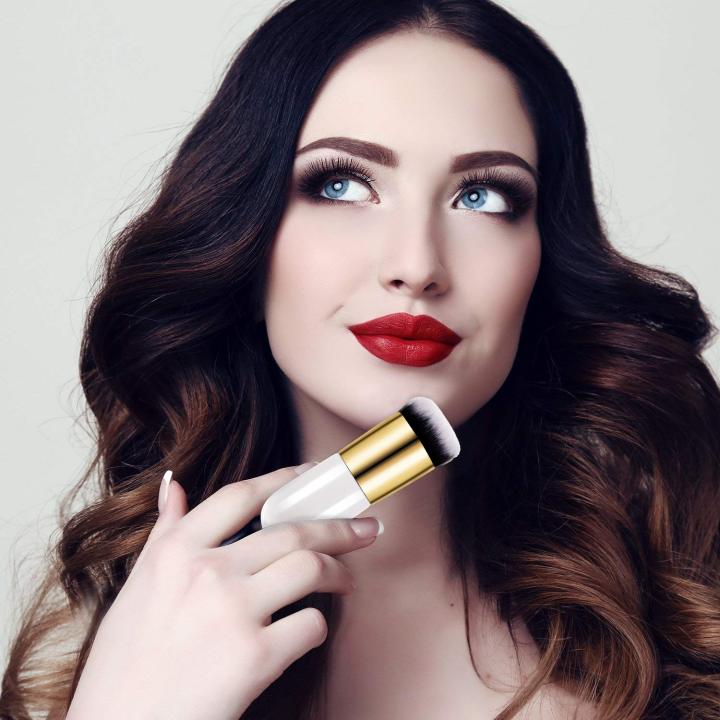 Chubby%20Pier%20Foundation%20Brush%20Makeup%20Brush%20Professional%20Cosmetic%20Flat%20Cream%20Makeup%20Brushes%20-%20Image%208
