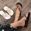 2022 Summer Floral Printing Slippers Women Bohemian Satin Strap Platform Wedge Flip Flops Outdoor Thick Bottom Beach Shoes. 