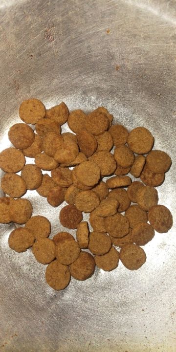 Woof%20Adult%20Dog%20Food%20Real%20Chicken%20and%20Fish%20Meat%201kg%20Dry%20Pet%20Food%20-%20Image%202