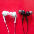 Vivo ST12 Handfree Earphones with Extra Bass Stereo Sound for Android Devices - Black and White. 
