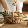 Wicker Basket Wicker Storage Basket with Handle, Gift Hamper Basket, Picnic Baskets, Kitchen Basket Small. 