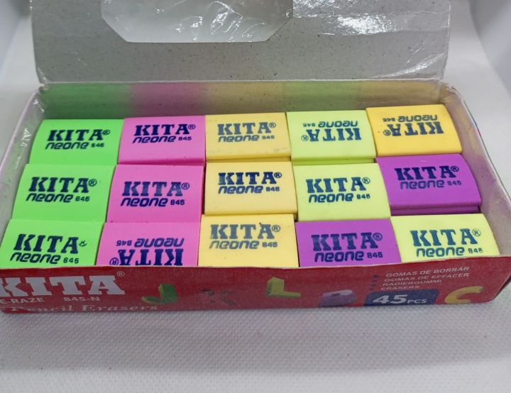 Stationery%20pack%20for%20school%20kids%20-%20office%20use%20-%20high%20quality%20items%20on%20Cheap%20rates%20-%20Image%203