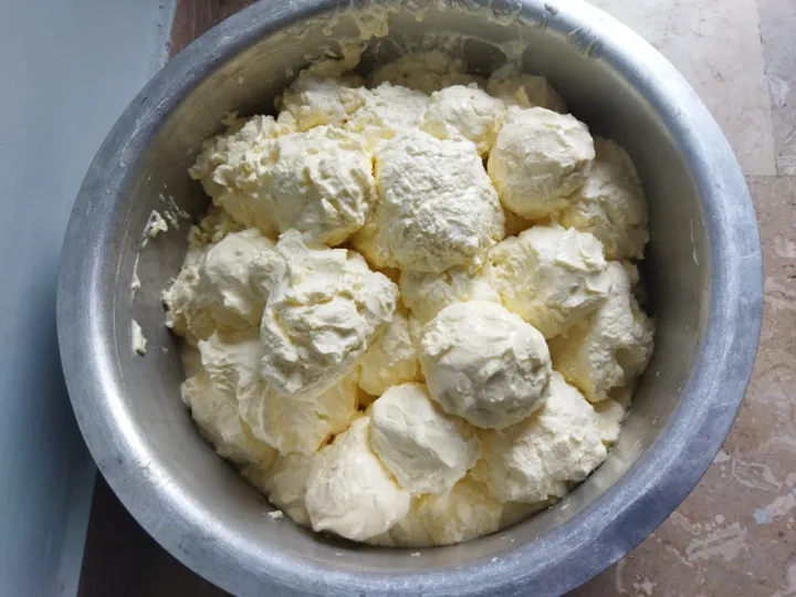 Pure%20Desi%20Ghee%20Homemade%20(1000%20Gram)%20-%20Image%204