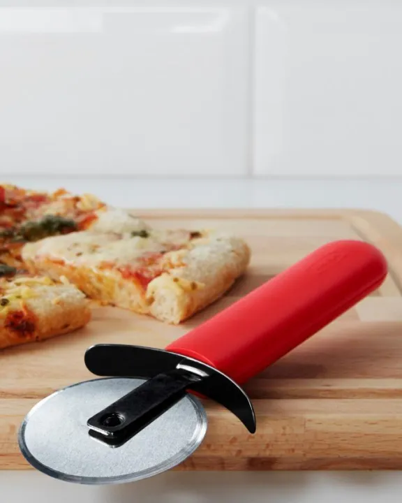 Ikea%20Pizza%20Cutter%20-%20Image%203