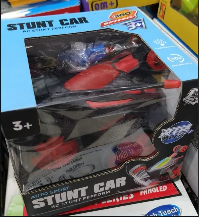 Remote%20Control%20Stunt%20Car%20Battery%20Operated%20360%20Rotation%20Car%20-%20Image%205
