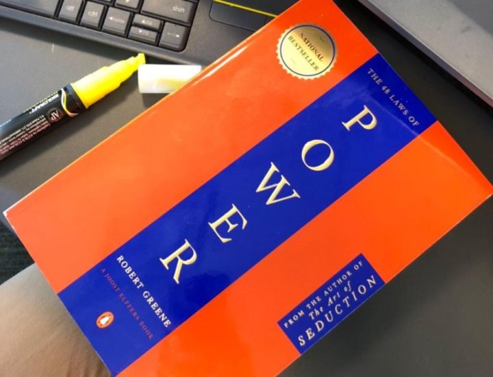 The concise 48 laws of power by Robert Greene
