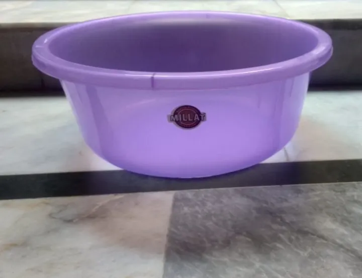 One%20SMALL%20Transparent%20Plastic%20Bath%20Tub%208%20Liters%20Random%20Colors%20-%20Image%202