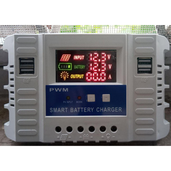 PWM Solar Controller 30A with Multiple USB sockets and Capacity of 12V 24V and LCD Display