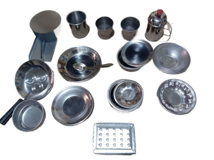 Miniature%20Kids%20Kitchen%20Set%20Stainless%20Steel%20Kids%20Kitchen%20Toys%20Set%20With%20%20Free%20Plastic%20Basket/Bowl%20%20Miniature%20Cooking%20Set%20Simulation%20Tableware%20Toy%20Pretend%20Play%20Cook%20Toy%20for%20Kids%20-%20Image%205
