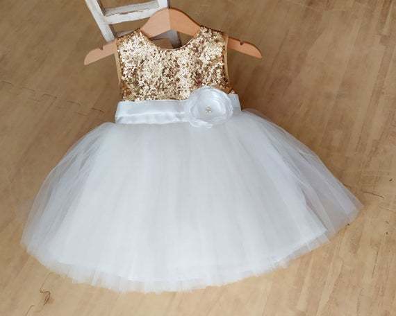 baby%20girl%20fancy%20frock%20white%20golden%20-%20Image%203