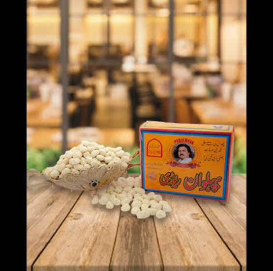 Chakwal's%20Famous%20Pehlwan%20Rewri%20Traditional%20Sesame%20Sweet%20Treat%20-%20Image%203