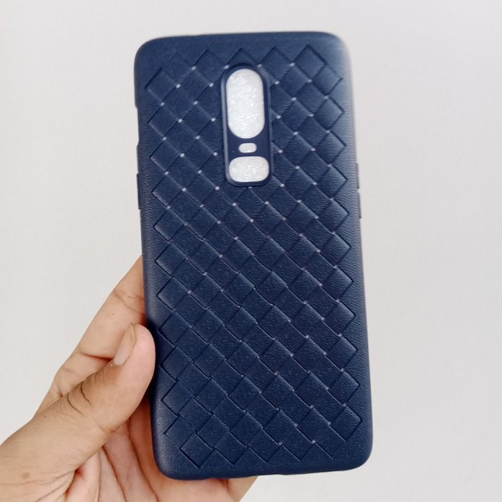 OnePlus 6 Soft Back Case: Sleek and Durable Protection