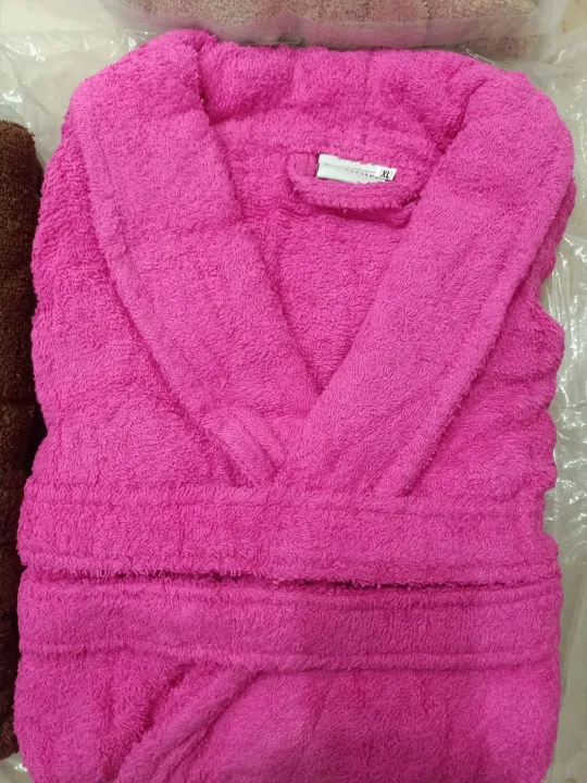 Bathrobe%20for%20Men%20and%20Women,%20Made%20of%20100%25%20Cotton%20Bathrobe%20--%20ORBIT%20HOME%20-%20Image%204