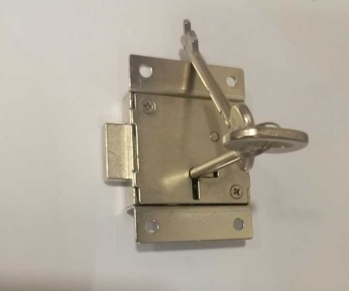 Cupboard%20lock%20long%20key%20silver%20-%20Image%202