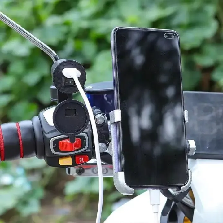 Motorcycle%20HJG%20Mobile%20Charger%20USB%202.1A%2012V%20Water%20Resistant%20Bike%20Charger%20Handle%20Mount%20-%20Image%202