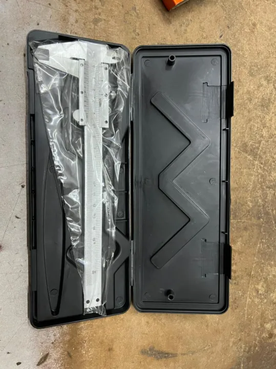 non%20digital%20vernier%20caliper%20range%200-150mm,%20same%20as%20shown%20in%20picture%20-%20Image%202