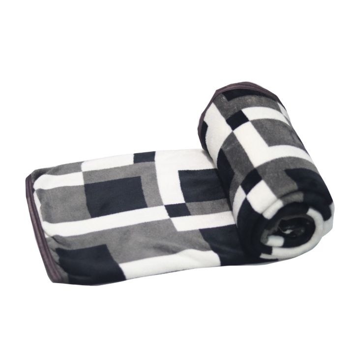 High%20Quality%20AC%20Blanket%20Single%20and%20double%20Bed%20Fleece%20Blanket%20/Kambal%20By%20Quality%20Fashion%20-%20Image%205