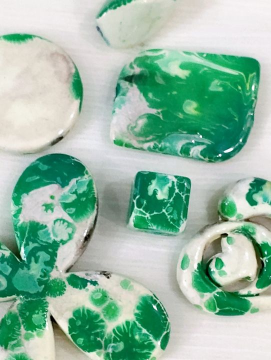 16%20%E2%80%93%2020pcs%20/%2043%20%E2%80%93%2047gms%20Marbled%20Green%20and%20White%20Mix%20Aesthetic%20Beads%20for%20Crafting%20%E2%80%93%20Unique%20Shapes%20for%20DIY%20Jewelry%20and%20Accessories%20-%20Image%208
