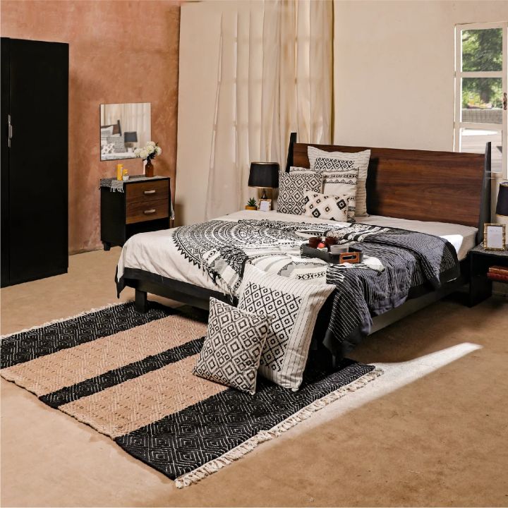 Savior%20-%20Bed,%20Dresser%20&%202%20Door%20wardrobe%20-%20Image%209