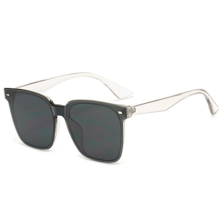 Scratch-Resistant Polarized Sunglasses High-Definition Lightweight Retro Square Frame Sunglasses Anti-Glare Uv Protection Designer Eyewear for Driving Outdoor Activities Men'S Fashion Women'S Fashion