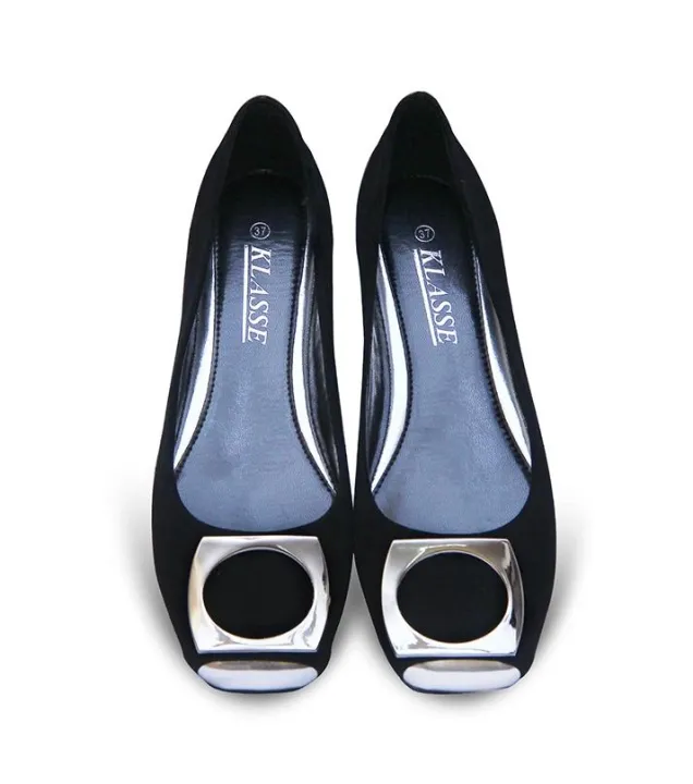 Black%20Velvet%20Pumps%20for%20Women%20-%20Image%203