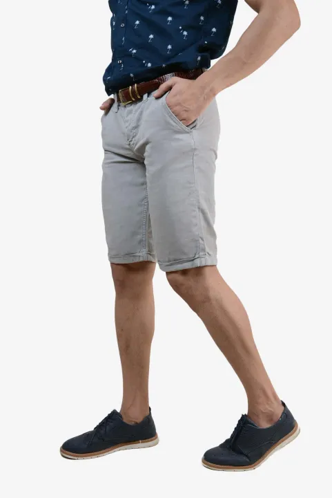 IGNITE%20100%25%20Cotton%20Grey%20Regular-Fit%20Chino%20Short%20for%20Men%20-%20Image%203