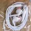 ● 100% Original ST12 Super Base Handfree With Volume Key 3.5mm || High-Quality Deep Bass - Earphones – Hands-free stereo sound Quality Gaming Handfree OPPO||VIVO Handfree for all Mobile Phone ● Made In Vietnam. 