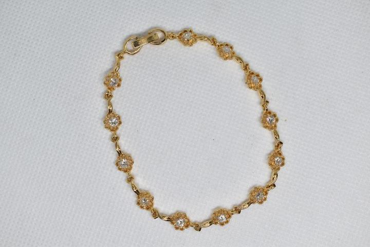 24 carat Singapore gold plated women wrist Bracelet with zerkone