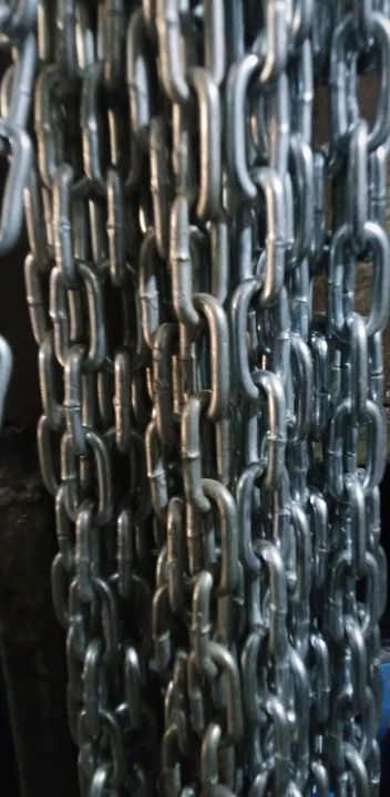 Stainless%20Steel%20Chain%208ft/6ft/4ft,%20Heavy%20Duty%20Metal%20Chain,%20Durable%20Decorative%20Chains%20for%20Hanging%20Clothes,%20Guardrail,%20Lifting%20Chain,%20Swing,%20Anti-Theft%20Chain%20-%20Image%202