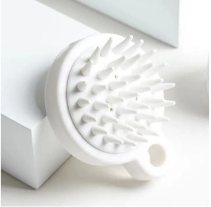 White Colors Handheld Scalp Massage Comb Soft and Comfortable Silicone Head Massager Promote Hair Growth Shower Brush Shampoo Massage Brush