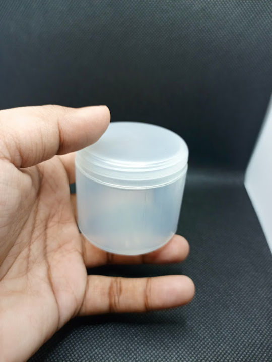 Pack%20of%2012%20/%20Empty%20Cream%20Containers%20100%20Gram%20Pot%20Cream%20Jars%20Refillable%20Plastic%20Cosmetic%20Containers%20-%20Image%203