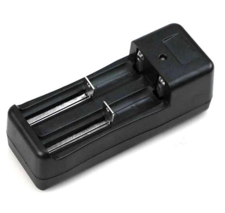 Universal%20Single%20Cell%203.7%20V%20Lithium-ion%20Battery%20Charger%20for%2018650,16340,14500%20Cells%20AA%20AAA%20CR123A%20Li-ion%20Batteries%20small%20sun%20-%20Image%203