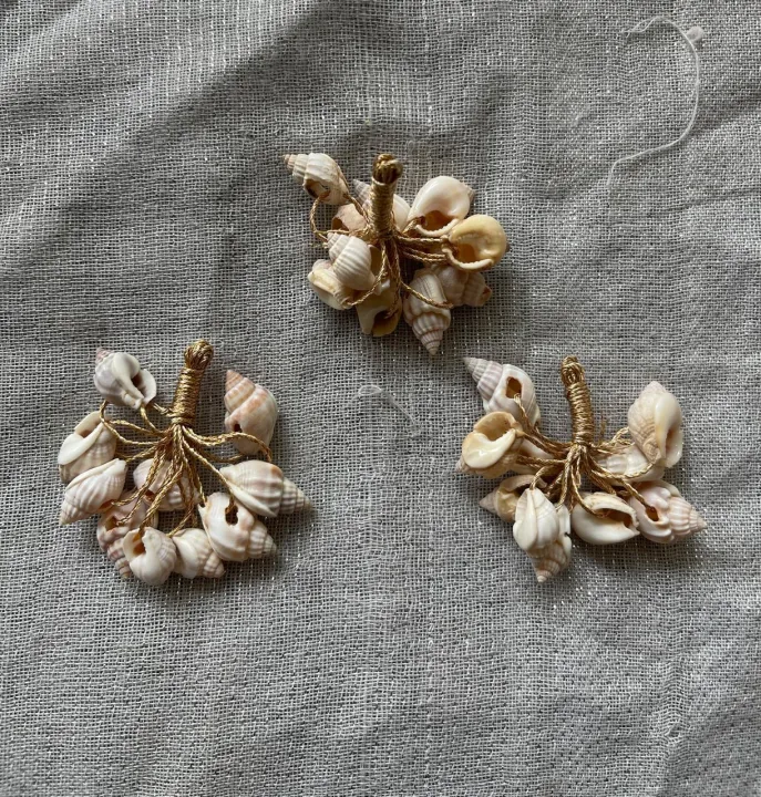 Sea%20Shell%20Tassels%20(%204%20piece%20)%20Clothing%20,Latkan%20For%20Dupatta,dresses%20Designs%20Hanging%20Beads%20-%20Image%204