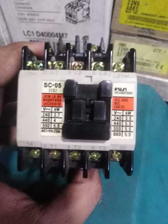 Fuji%20Electric%20Magnetic%20Contactor%20(220%20volts)%20-%20Image%202