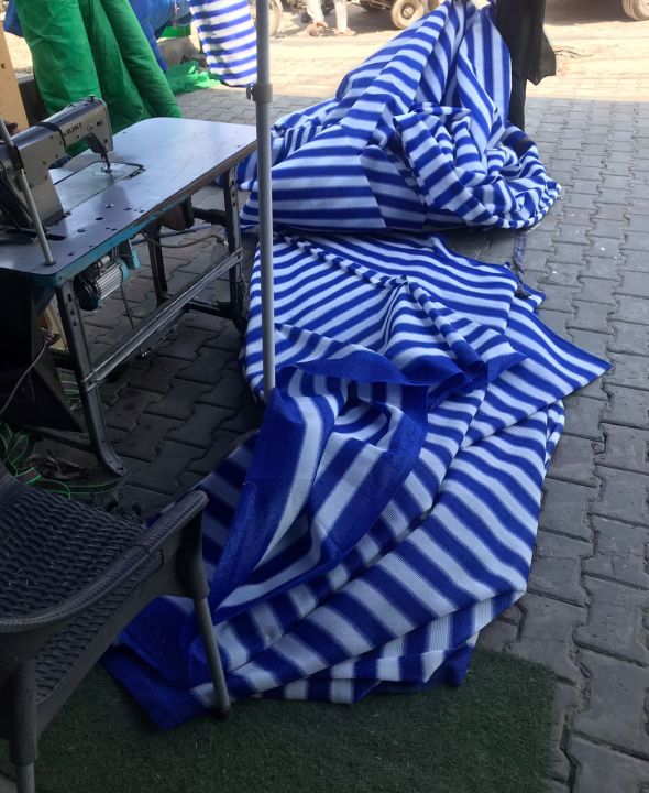 Blue/white%20Sun%20Shade%20Net,%20High%20Quality,%2090%25%20Sun%20Protection%20Shade%20Net%20UV%20Resistant,%20Privacy%20Screen%20Fence%20for%20Garden%20Balcony%20Greenhouse.%20With%20loops%20&%20rings%20on%20every%203%20feet%20distance%20on%20sides%20and%20double%20stitched%20sides%20with%20cotton%20nawar.%20-%20Image%208