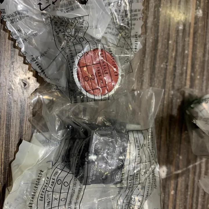 telemecanique%20Type%20push%20button%20green%20and%20red%20-%20Image%202