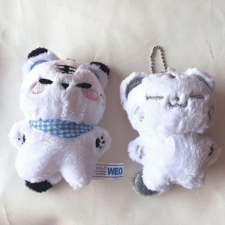 Kpop%20Seventeen%20Hoshi%20Plush%20Doll%20Towel%20Keychain%20Bag%20Charm%20Milk%20Candy%20Tiger%20Doll%20Tiger%20Barn%20Shun%20Wave%20Doll%20Toy%20-%20Image%203