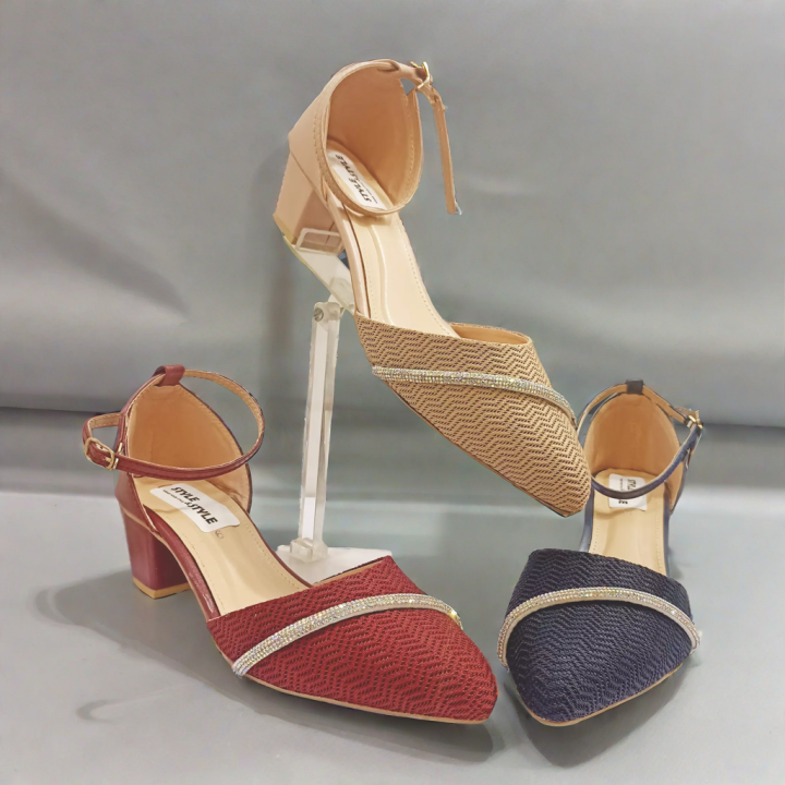 Women Sandals Luxury Crystal Pump Heels