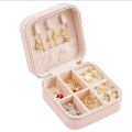 Small Jewellery Box - Mini Jewelry Storage Box - Mini Travel Jewellery Boxes Case - Latest Jewelry Organizer Box - Portable Faux Leather Jewellery Storage Box Organiser for Women Girls - Hair Accessories. 