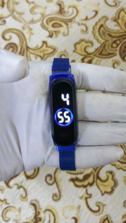 Luxury%20Women%20Casual%20Smart%20Touch%20Led%20Bracelet%20Digital%20Watch%20Band,Magnet%20Chain%20Strap,With%20Six%20Fashion%20Colors,For%20Girls,With%20Box%20Pack%20-%20Image%206
